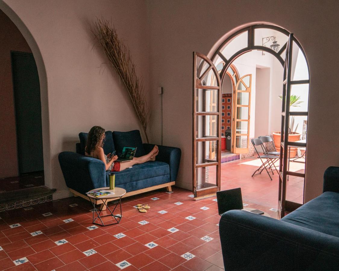 Coliving Chingon Hostel กัวดาลาฮารา ภายนอก รูปภาพ
